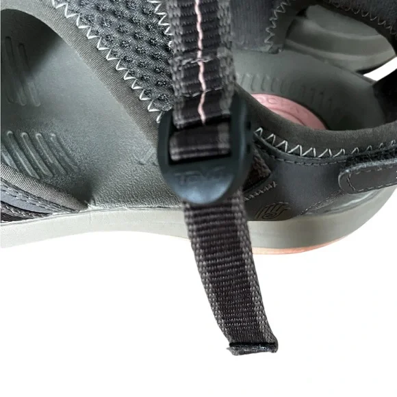 Teva Strap Sandals Women’s 10 Gray S/N 1000271 Shoc Pad Adjustable Hiking Water - Picture 6 of 13